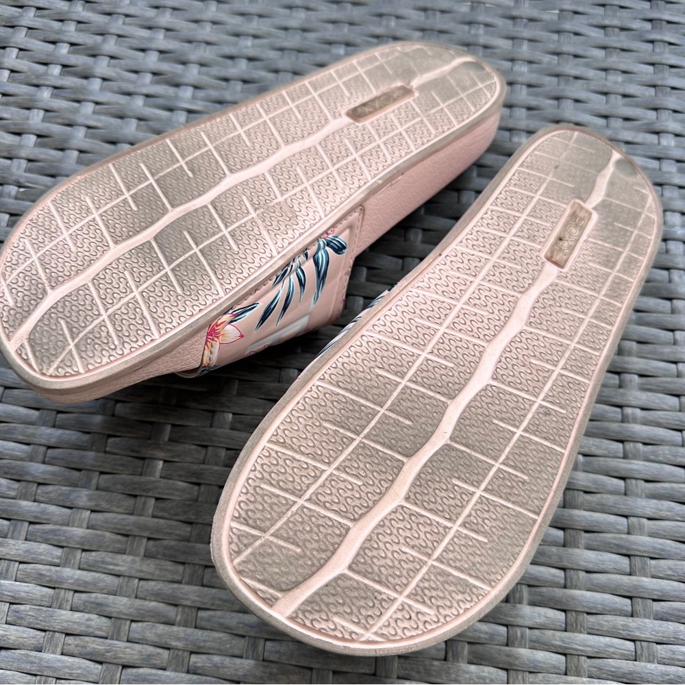 Roxy Women's Pink Floral Slide Sandals - Picture 6 of 6